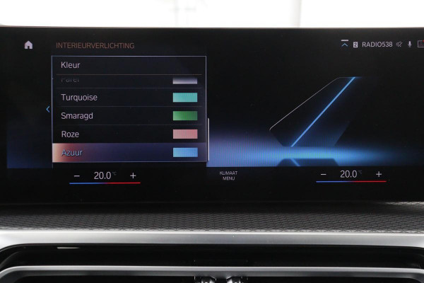 BMW 3-serie 320e M Sport | Head-Up | Stoel & stuurverwarming | Adaptive cruise | Sportstoelen | Adaptief LED | Sfeerverlichting | Camera | Carplay | Leder/Alcantara
