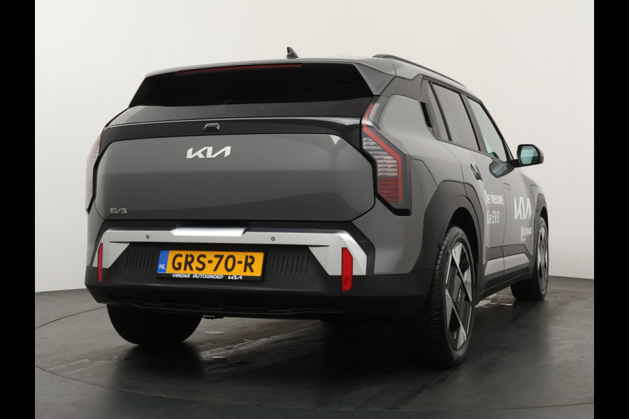Kia EV3 Plus Advanced 81.4 kWh - Rijdende Demo - Draadloze Apple CarPlay / Android Auto - Stoel en stuurwiel verwarming - Panoramadak - Harman Kardon Audio - Dodehoek assistent - Fabrieksgarantie tot 11-2031