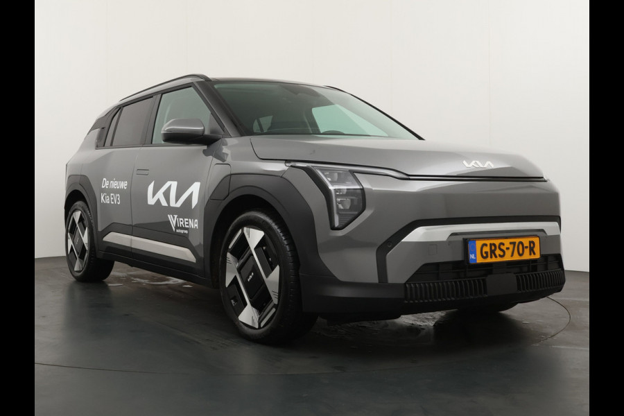 Kia EV3 Plus Advanced 81.4 kWh - Rijdende Demo - Draadloze Apple CarPlay / Android Auto - Stoel en stuurwiel verwarming - Panoramadak - Harman Kardon Audio - Dodehoek assistent - Fabrieksgarantie tot 11-2031