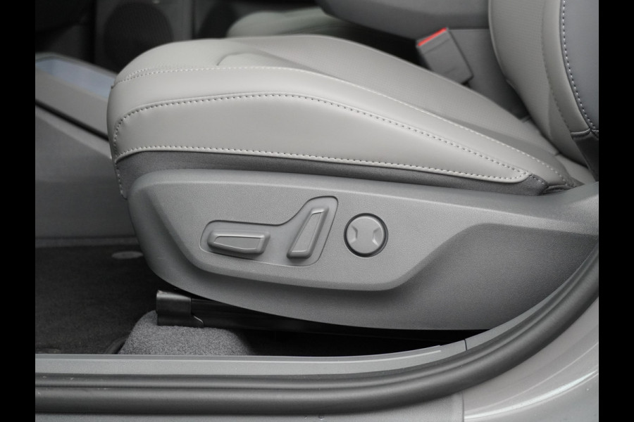 Kia EV3 Plus Advanced 81.4 kWh - Rijdende Demo - Draadloze Apple CarPlay / Android Auto - Stoel en stuurwiel verwarming - Panoramadak - Harman Kardon Audio - Dodehoek assistent - Fabrieksgarantie tot 11-2031