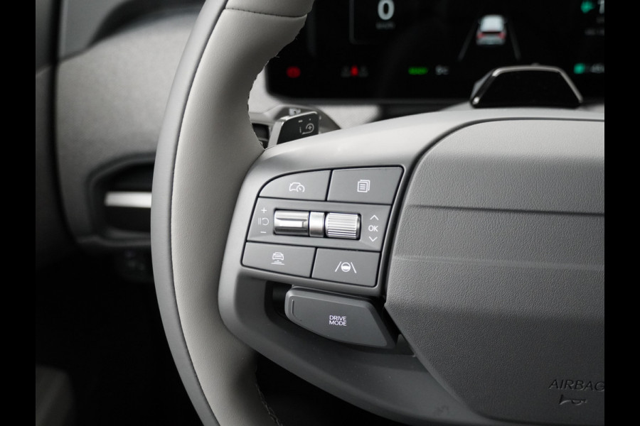 Kia EV3 Plus Advanced 81.4 kWh - Rijdende Demo - Draadloze Apple CarPlay / Android Auto - Stoel en stuurwiel verwarming - Panoramadak - Harman Kardon Audio - Dodehoek assistent - Fabrieksgarantie tot 11-2031