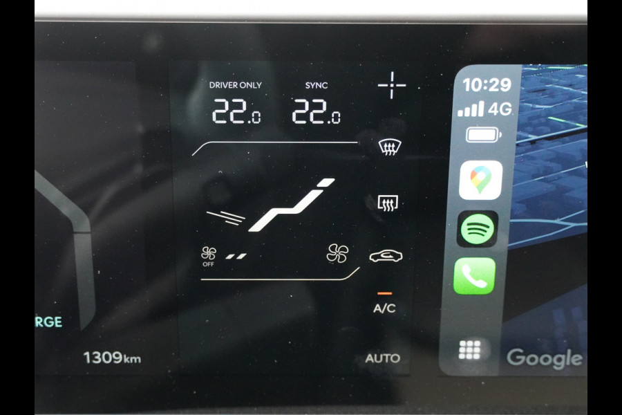 Kia EV3 Plus Advanced 81.4 kWh - Rijdende Demo - Draadloze Apple CarPlay / Android Auto - Stoel en stuurwiel verwarming - Panoramadak - Harman Kardon Audio - Dodehoek assistent - Fabrieksgarantie tot 11-2031