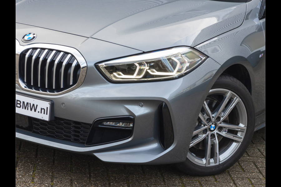 BMW 1-serie 118i M-Sport - Live Cockpit Prof - LED - Stoelverwarming