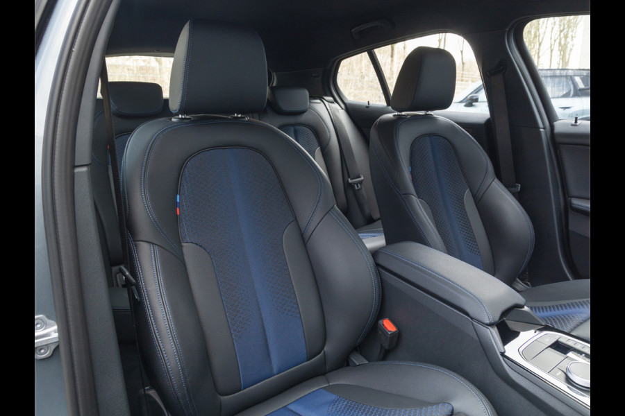 BMW 1-serie 118i M-Sport - Live Cockpit Prof - LED - Stoelverwarming