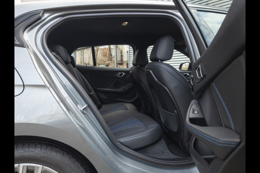 BMW 1-serie 118i M-Sport - Live Cockpit Prof - LED - Stoelverwarming