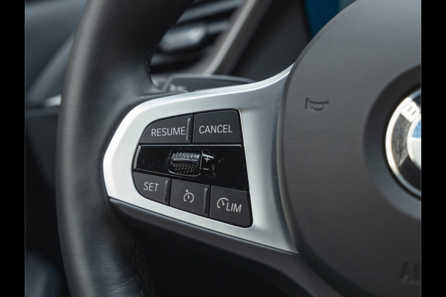 BMW 1-serie 118i M-Sport - Live Cockpit Prof - LED - Stoelverwarming