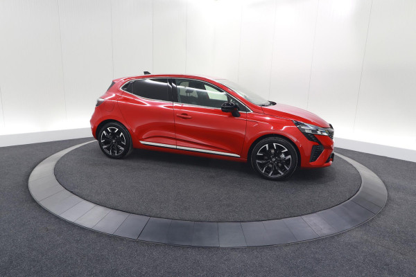 Renault Clio 1.6 E-Tech Full Hybrid 145 techno | 360 Camera | Bose Audio | Stoelverwarming | 9.3 Inch Groot Scherm