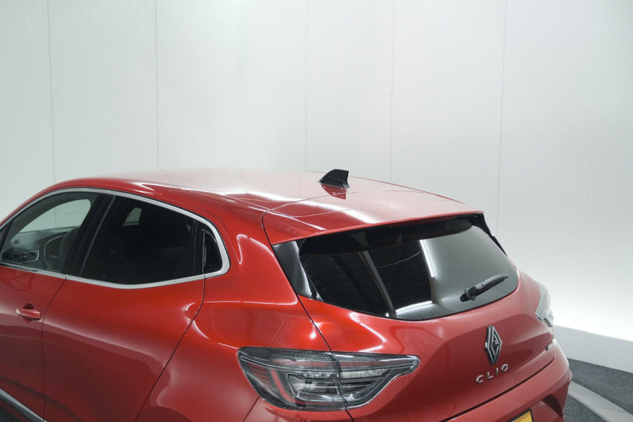 Renault Clio 1.6 E-Tech Full Hybrid 145 techno | 360 Camera | Bose Audio | Stoelverwarming | 9.3 Inch Groot Scherm