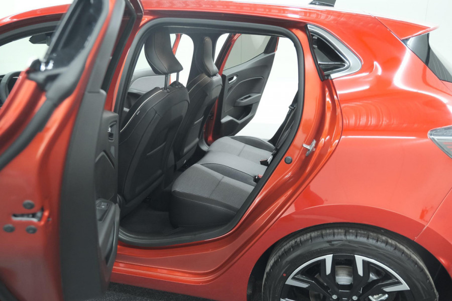 Renault Clio 1.6 E-Tech Full Hybrid 145 techno | 360 Camera | Bose Audio | Stoelverwarming | 9.3 Inch Groot Scherm