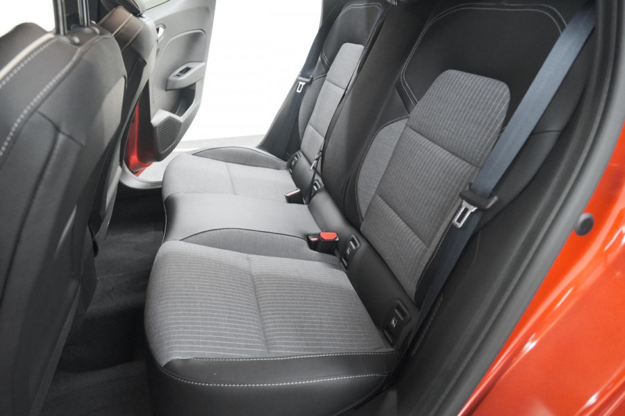Renault Clio 1.6 E-Tech Full Hybrid 145 techno | 360 Camera | Bose Audio | Stoelverwarming | 9.3 Inch Groot Scherm