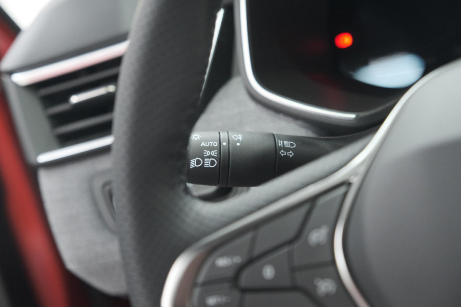 Renault Clio 1.6 E-Tech Full Hybrid 145 techno | 360 Camera | Bose Audio | Stoelverwarming | 9.3 Inch Groot Scherm