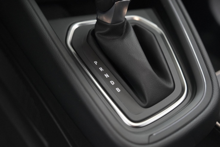 Renault Clio 1.6 E-Tech Full Hybrid 145 techno | 360 Camera | Bose Audio | Stoelverwarming | 9.3 Inch Groot Scherm