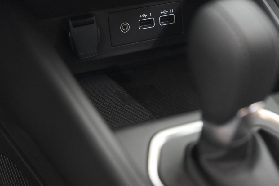 Renault Clio 1.6 E-Tech Full Hybrid 145 techno | 360 Camera | Bose Audio | Stoelverwarming | 9.3 Inch Groot Scherm