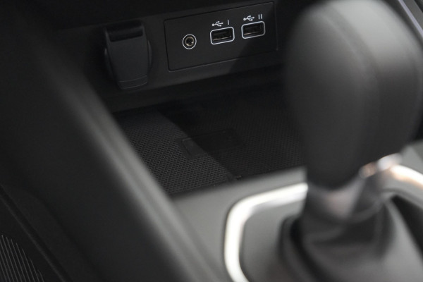 Renault Clio 1.6 E-Tech Full Hybrid 145 techno | 360 Camera | Bose Audio | Stoelverwarming | 9.3 Inch Groot Scherm