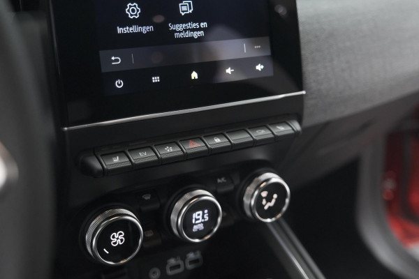 Renault Clio 1.6 E-Tech Full Hybrid 145 techno | 360 Camera | Bose Audio | Stoelverwarming | 9.3 Inch Groot Scherm