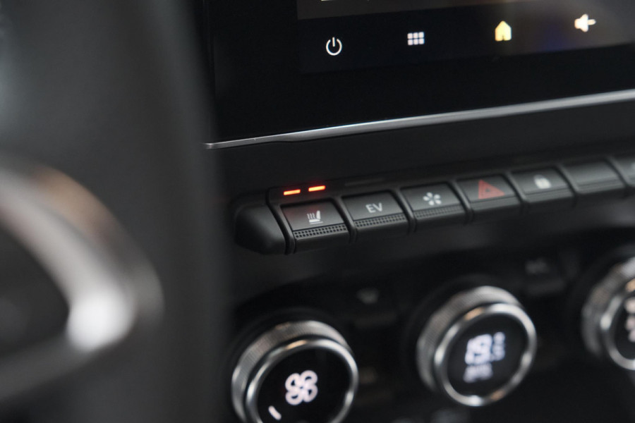 Renault Clio 1.6 E-Tech Full Hybrid 145 techno | 360 Camera | Bose Audio | Stoelverwarming | 9.3 Inch Groot Scherm