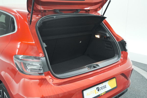 Renault Clio 1.6 E-Tech Full Hybrid 145 techno | 360 Camera | Bose Audio | Stoelverwarming | 9.3 Inch Groot Scherm