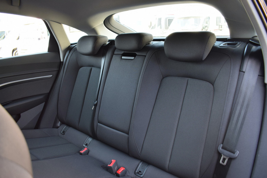 Audi e-tron Sportback 50 quattro Business edition 71 kWh | Luchtvering | Mem. Seats | Virtual | 21” LM | GT