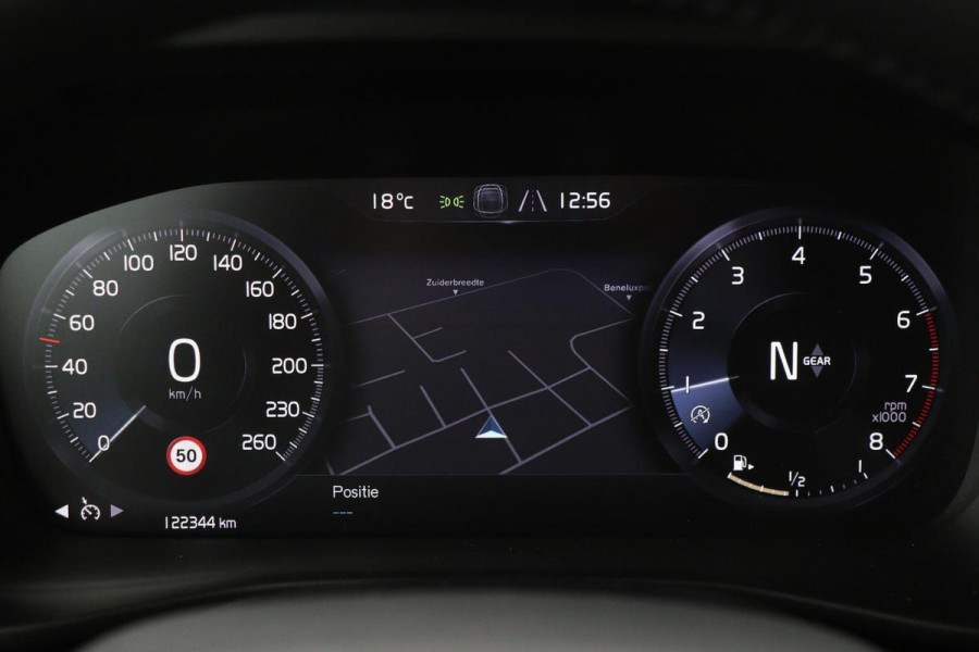 Volvo XC40 1.5 T3 Momentum Pro | Leder | Stoelverwarming | Camera | Navigatie | PDC | Full LED | Climate control