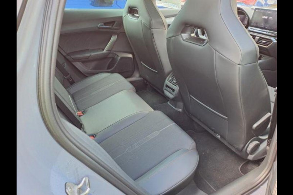 CUPRA Formentor 1.4 e-Hybrid VZ Copper Edition 244pk | Panoramadak | Adaptieve Cruise | Matrix Led | Stoelverwarming