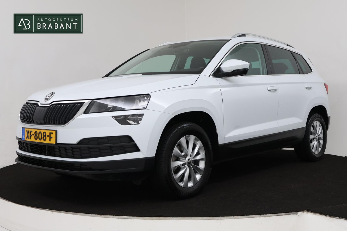Škoda Karoq 1.0 TSI Clever Edition (PARKEERSENSOREN, CRUISE CONTROL, ACHTERUITRIJCAMERA, STOELVERWARMING, NAVIGATIE, NL-AUTO) Škoda Karoq 1.0 TSI Clever Edition (PARKEERSENSOREN, CRUISE CONTROL, ACHTERUITRIJCAMERA, STOELVERWARMING, NAVIGATIE, NL-AUTO)