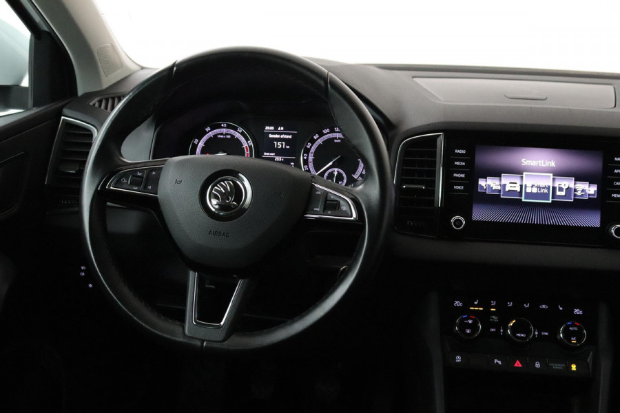 Škoda Karoq 1.0 TSI Clever Edition (PARKEERSENSOREN, CRUISE CONTROL, ACHTERUITRIJCAMERA, STOELVERWARMING, NAVIGATIE, NL-AUTO)