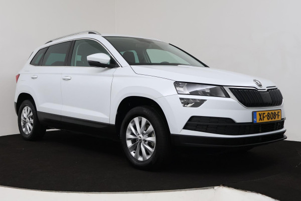 Škoda Karoq 1.0 TSI Clever Edition (PARKEERSENSOREN, CRUISE CONTROL, ACHTERUITRIJCAMERA, STOELVERWARMING, NAVIGATIE, NL-AUTO)