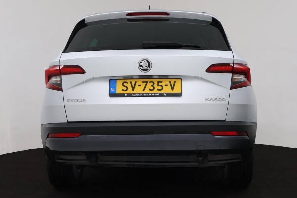 Škoda Karoq 1.0 TSI Ambition Business (CRUISE CONTROL, NAVIGATIE, PARKEERSENSOREN, STOELVERWARMING, NL-AUTO)