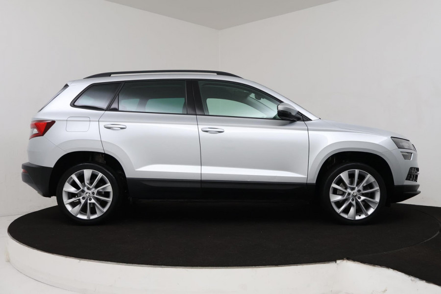 Škoda Karoq 1.0 TSI Ambition Business (CRUISE CONTROL, NAVIGATIE, PARKEERSENSOREN, STOELVERWARMING, NL-AUTO)