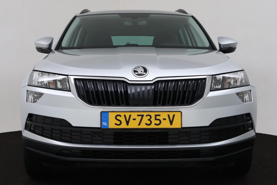 Škoda Karoq 1.0 TSI Ambition Business (CRUISE CONTROL, NAVIGATIE, PARKEERSENSOREN, STOELVERWARMING, NL-AUTO)