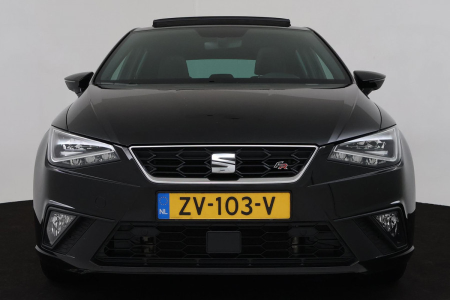 Seat Ibiza 1.0 TSI FR Business Intense (PANORAMADAK, PARKEERSENSOREN, CRUISE, NAVIGATIE, AUTOMAAT, ACHTERUITRIJCAMERA, NL-AUTO)