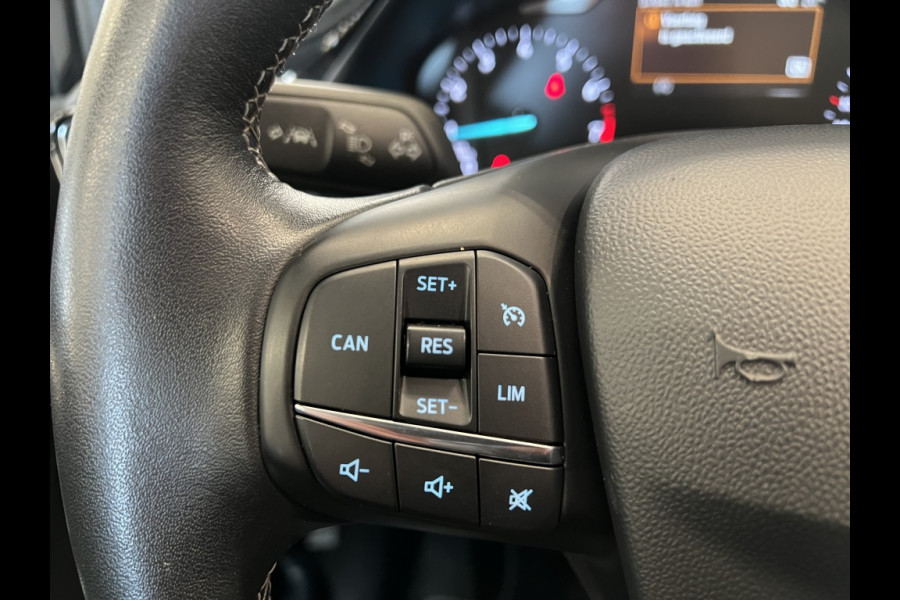 Ford Fiesta 1.0 EcoB. Titanium NAVI! CLIMA! CRUISE!