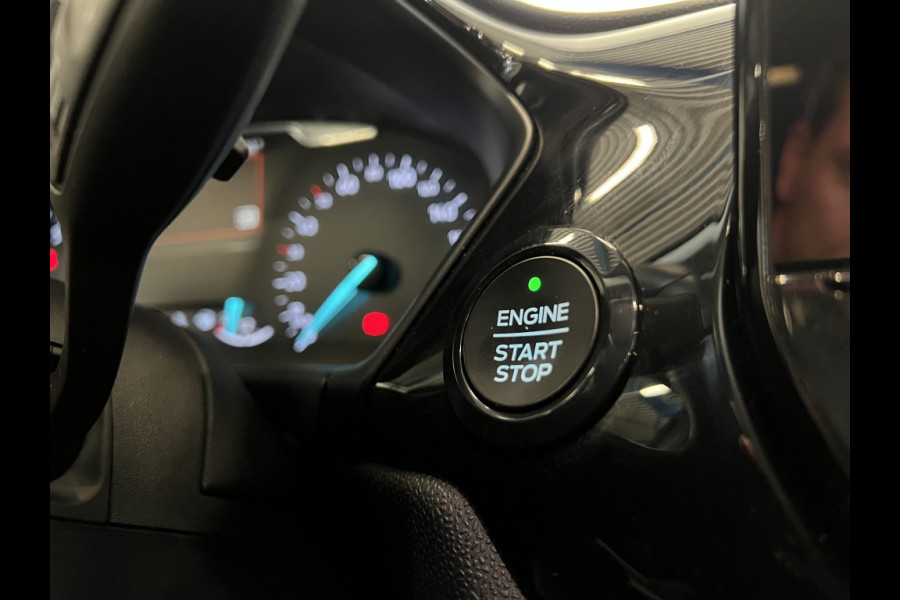 Ford Fiesta 1.0 EcoB. Titanium NAVI! CLIMA! CRUISE!