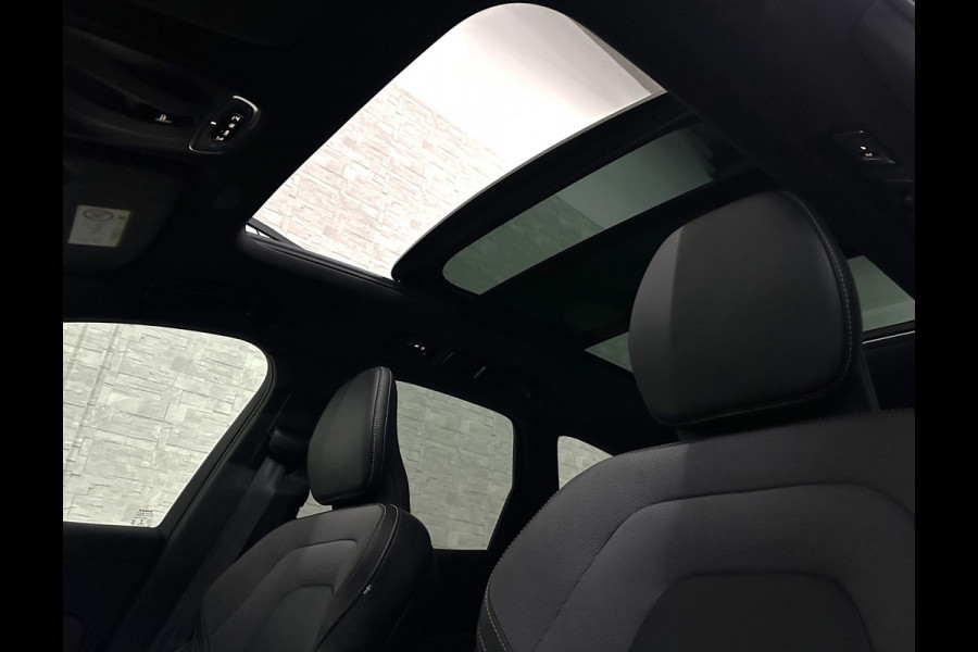 Volvo XC60 T8 391pk AWD R-Design Plus Pack | Panorama | ACC | Memory | Pilot-Assist | Sportstoelen | Camera | Keyless | Led | Zwarte Hemelbekleding | Dab | Carplay | Stuurwielverwarming | Bovag Garantie.
