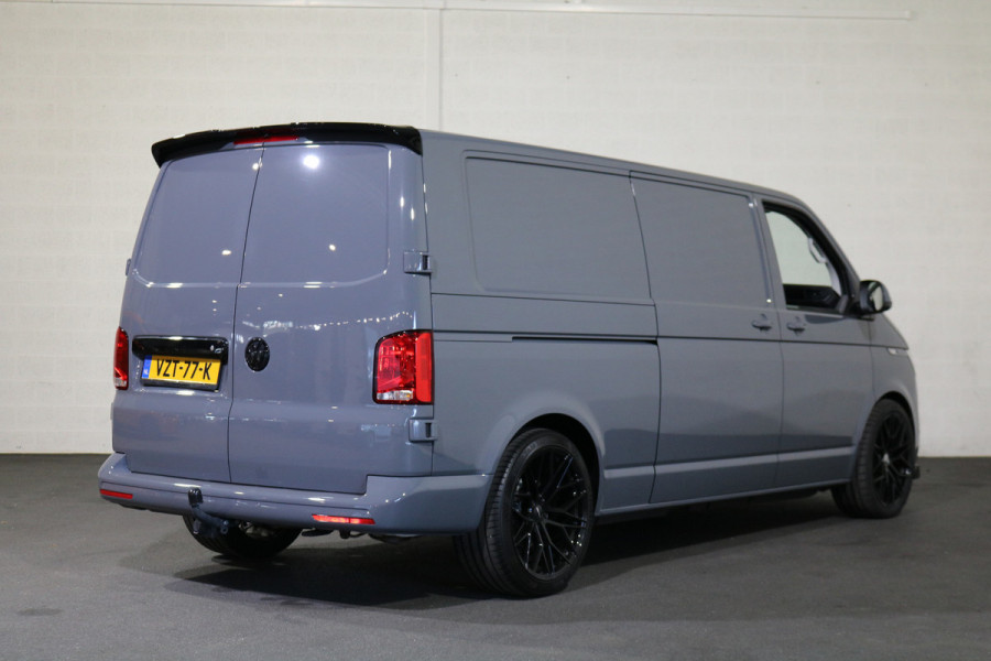 Volkswagen Transporter 2.0 TDI L2H1 204pk Bulli Automaat Trekhaak Lederen Stoelen Camera