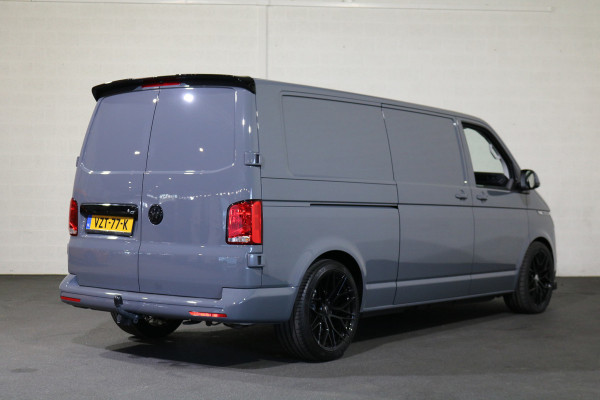 Volkswagen Transporter 2.0 TDI L2H1 204pk Bulli Automaat Trekhaak Lederen Stoelen Camera