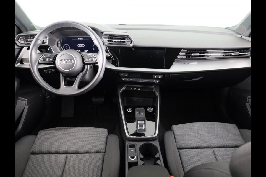 Audi A3 Sportback 30 TFSI Advanced edition 110 pk S-tronic | Verlengde garantie | Navigatie | Parkeersensoren achter | Cruise control | LED koplampen | Stoelverwarming |