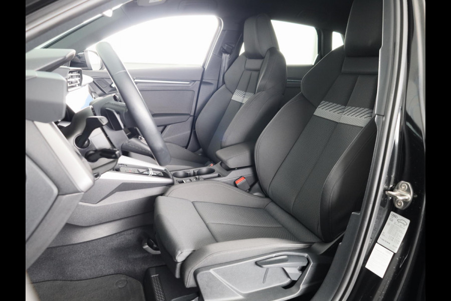 Audi A3 Sportback 30 TFSI Advanced edition 110 pk S-tronic | Verlengde garantie | Navigatie | Parkeersensoren achter | Cruise control | LED koplampen | Stoelverwarming |