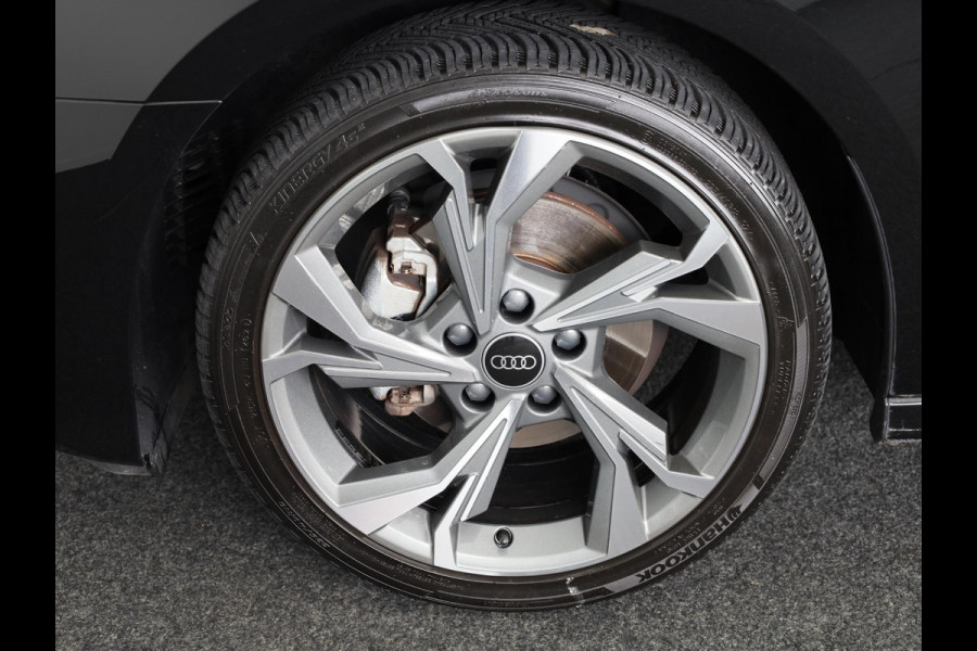 Audi A3 Sportback 30 TFSI Advanced edition 110 pk S-tronic | Verlengde garantie | Navigatie | Parkeersensoren achter | Cruise control | LED koplampen | Stoelverwarming |