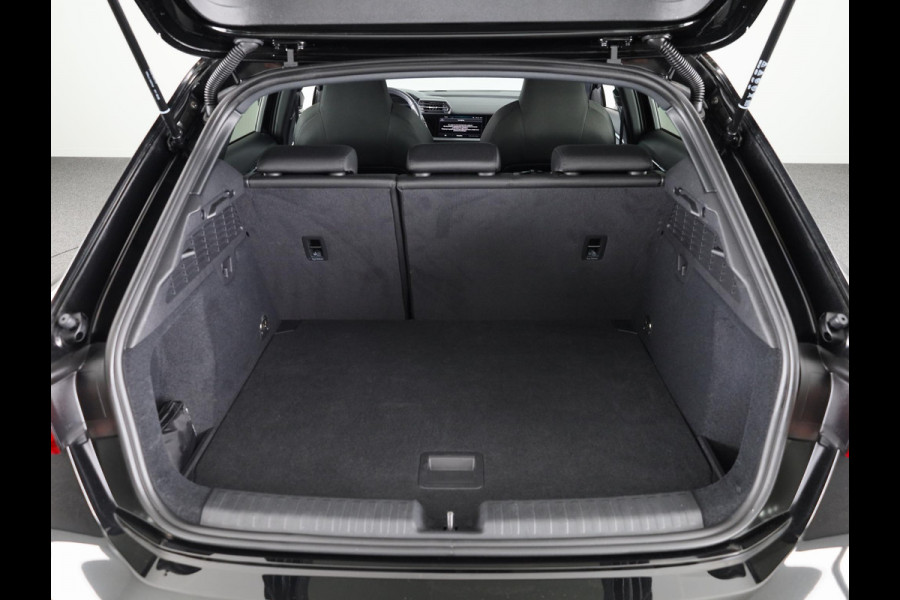 Audi A3 Sportback 30 TFSI Advanced edition 110 pk S-tronic | Verlengde garantie | Navigatie | Parkeersensoren achter | Cruise control | LED koplampen | Stoelverwarming |