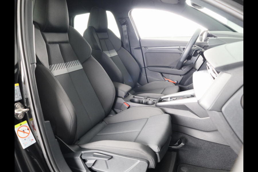 Audi A3 Sportback 30 TFSI Advanced edition 110 pk S-tronic | Verlengde garantie | Navigatie | Parkeersensoren achter | Cruise control | LED koplampen | Stoelverwarming |