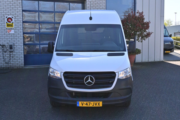 Mercedes-Benz Sprinter 317 CDI L2H2 3500 kg trekhaak, MBUX met parkeerpakket en camera