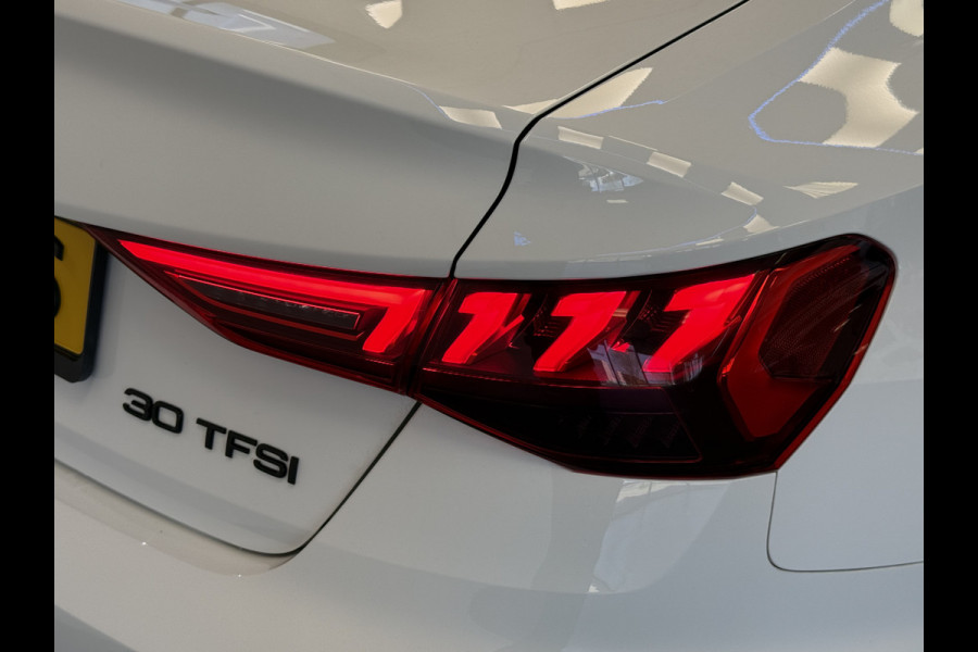 Audi A3 Limousine 30 TFSI S edition 2x S-Line Full-led Navigatie