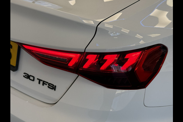 Audi A3 Limousine 30 TFSI S edition 2x S-Line Full-led Navigatie