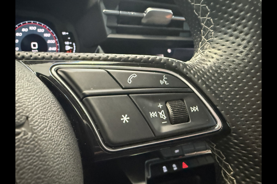 Audi A3 Limousine 30 TFSI S edition 2x S-Line Full-led Navigatie