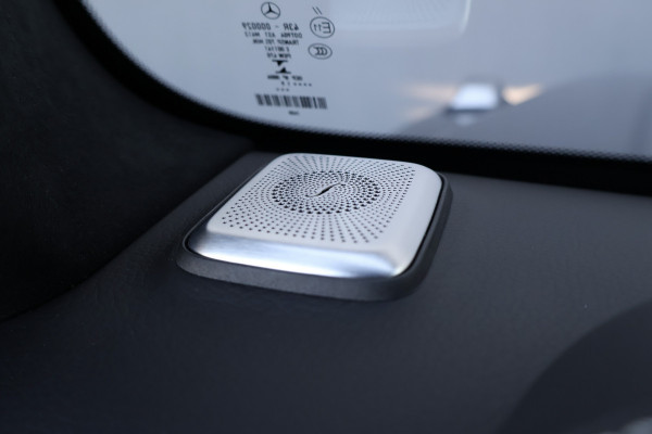 Mercedes-Benz G-Klasse 63 AMG STOELVERWARMING | TREKHAAK | AMBIENTEVERLICHTING | NAPPA LEDER |  DAK | BURMESTER AUDIO | 360 CAMERA | MEMORY | SUÉDE HEMELBEKLEDING | SPORTUITLAAT | EXTRA GROTE BENZINETANK | ETC. G63