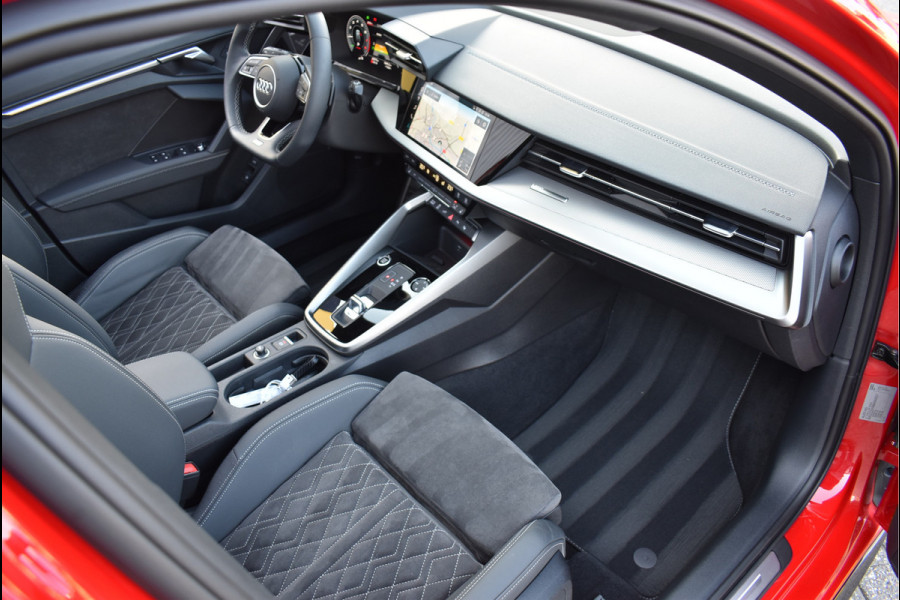 Audi A3 Sportback 40 TFSI e S-Line Black Ed RS-Stoel Pano Navi Leder Camera ACC 19 Inch 12-2020