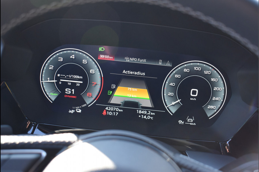 Audi A3 Sportback 40 TFSI e S-Line Black Ed RS-Stoel Pano Navi Leder Camera ACC 19 Inch 12-2020