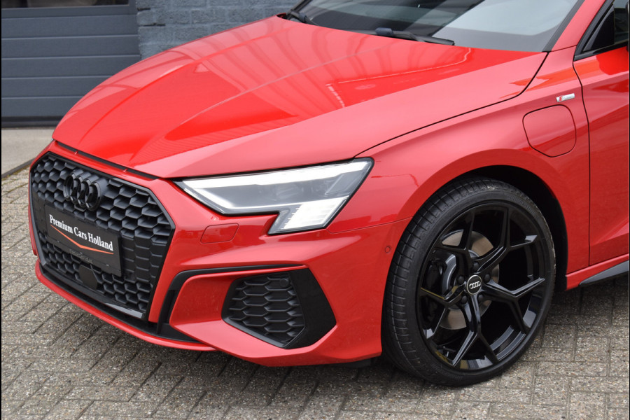 Audi A3 Sportback 40 TFSI e S-Line Black Ed RS-Stoel Pano Navi Leder Camera ACC 19 Inch 12-2020