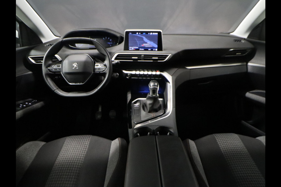 Peugeot 3008 1.2 PureTech Blue Lease Executive [APPLE CARPLAY, ANDROID, PDC ACHTER, NAVIGATIE, CRUISE, NIEUWSTAAT]